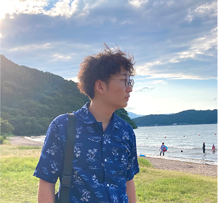 情報理工学部 新2回生 安達さん